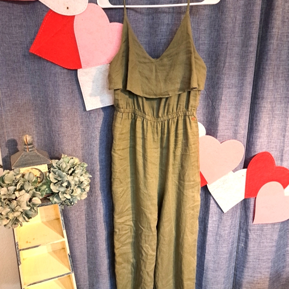 Guess jumper size small 💚 green